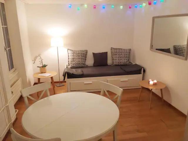 Parking Voiture & Appartement 2Pcs Lausanne Centre Exterior foto